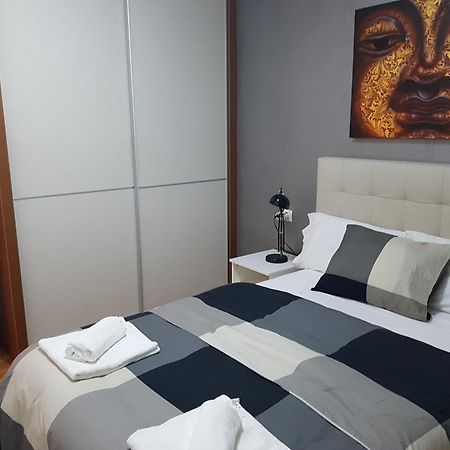 Apartamento Los Marmoles Daire Málaga Oda fotoğraf